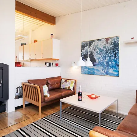 Holiday home C *