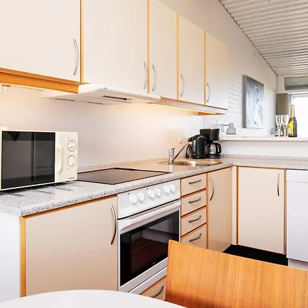 Holiday home C *